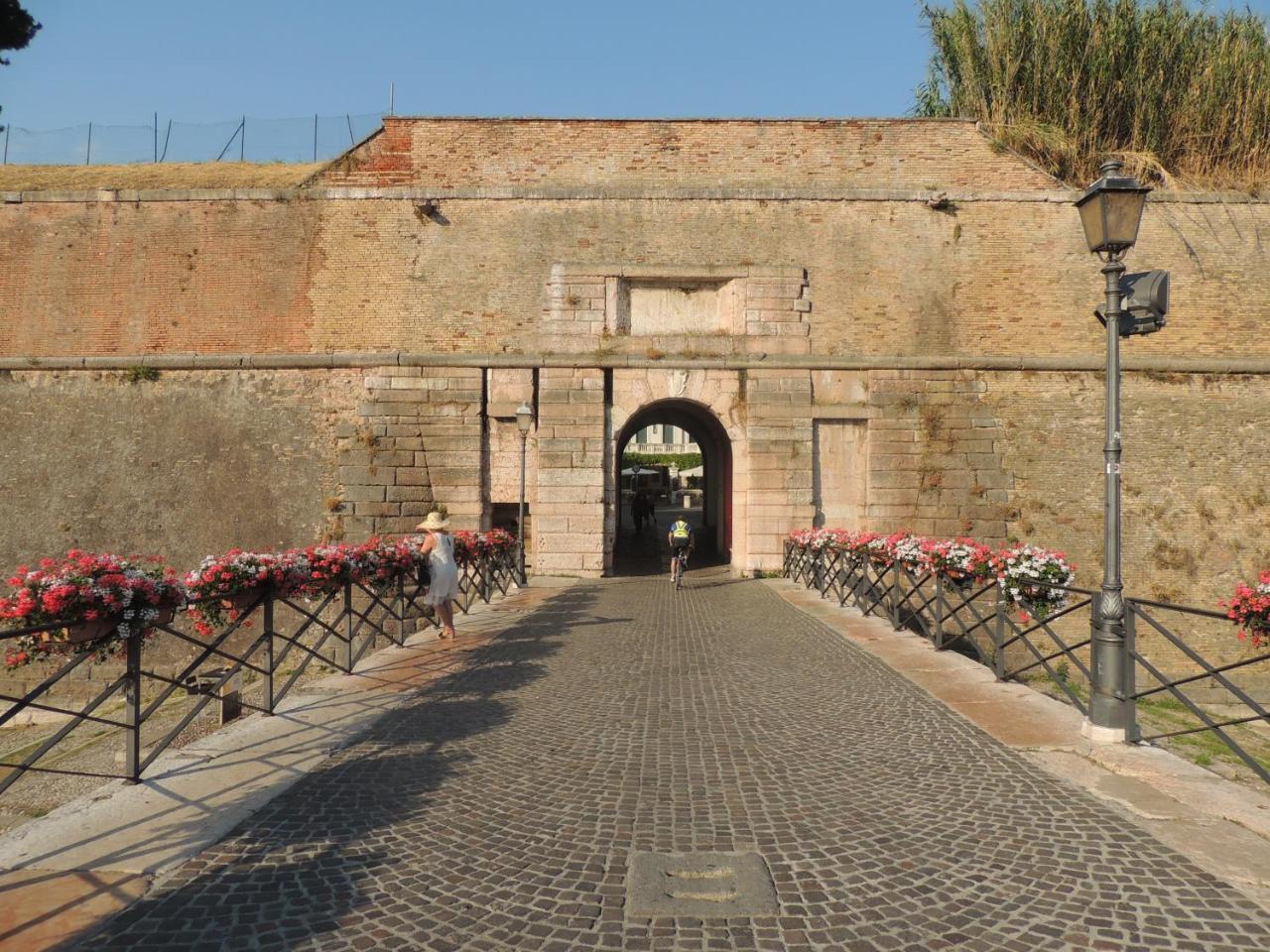 Anfite Castelletto * Peschiera del Garda